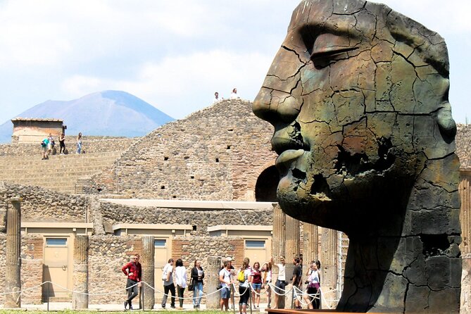 Guided Tour of Pompeii and Herculaneum with Lunch and Ticket - Two ruins, one coordinated day from Sorrento