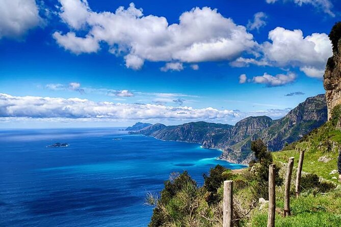 Hiking the Path of the Gods: Scenic Amalfi Coast Trek - Pace, group size, and guide support for staying on track