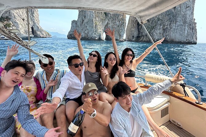 Luxury private boat tour to Capri and Blue Grotto on Gozzo 32 ft - Grotta Verde (Green Grotto): the “less crowded” color moment