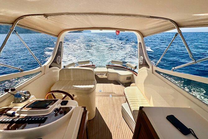 Luxury private boat tour to Capri and Blue Grotto on Gozzo 32 ft - Marina Piccola: a quieter bay with real shelter