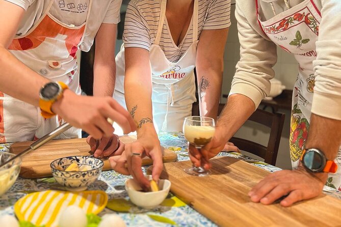 Mozzarella experience with private cooking class - Lunch with a Gulf of Naples terrace view