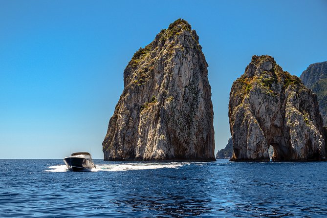 One Day Private Boat Tour of Capri - Lunch Timing: What to Expect Without Overpromising