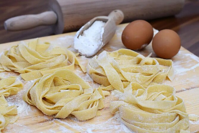 Pasta and Pizza Master Class with Pick Up in Sorrento - Price and value: is $181.48 fair?