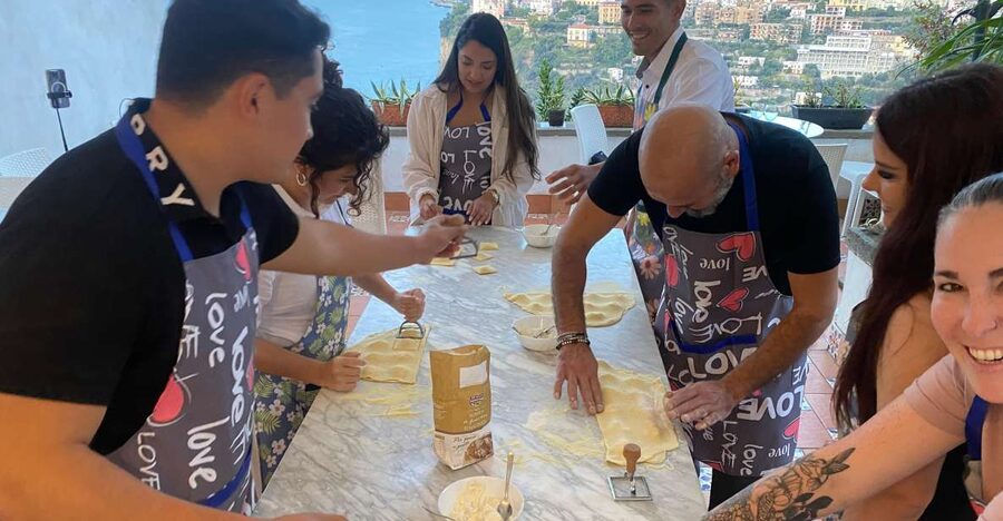 Pizza pasta e sorrento traditional cuisine 100% hands on - Should you book? My honest call
