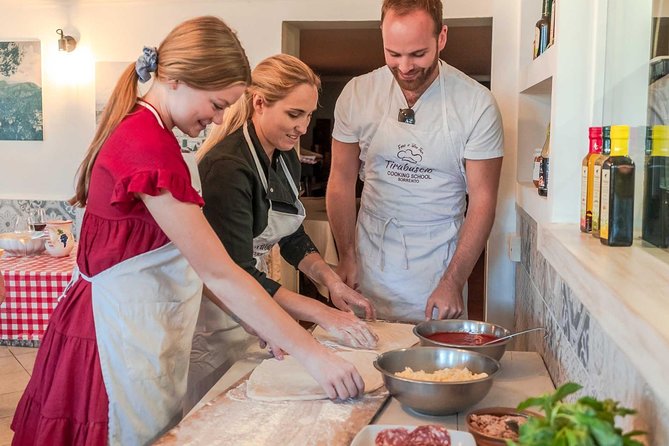 Pizza School Experience from Sorrento - Getting to Hotel Plaza and Restaurant Tirabuscio Without Stress