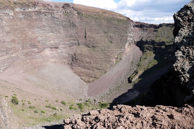Pompeii and Mount Vesuvius SELECT tour - What to Pack for a Full Day of Walking and Volcano Roads