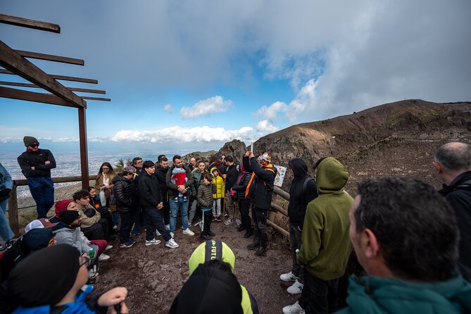 Pompeii and Vesuvius Small Group Tour from Sorrento with Pizza - Charging up Vesuvius: what the crater climb really feels like