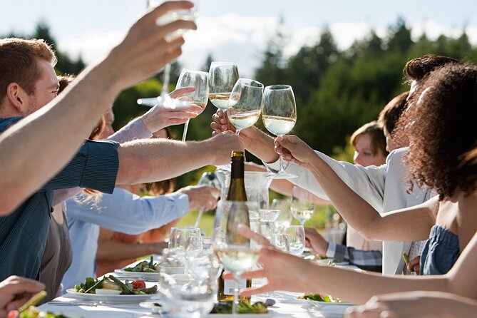 Pompeii & Mount Vesuvius Tour with Guided Visit, Tickets & Lunch - Winery lunch on Vesuvius slopes with Prosecco and red/white