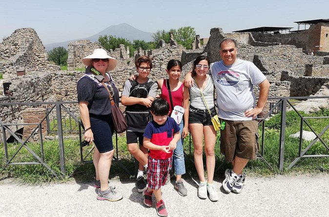 Pompeii Private Half Day with Hotel Pickup & Lunch at Winefarm - Cantina Del Vesuvio Winefarm Lunch: A Set Meal With Real Regional Flavor