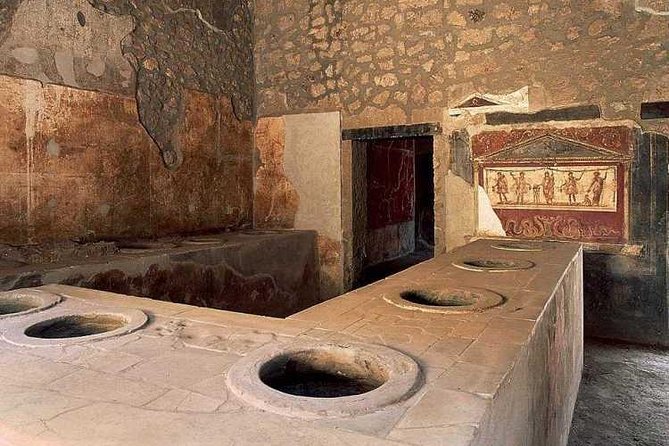 Pompeii-Vesuvius-Wine tour from Sorrento, licensed guide included - Cantina del Vesuvio winery: lunch + tasting that feels local