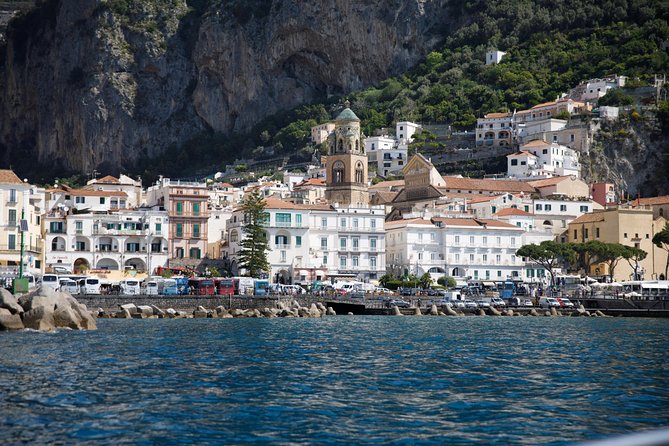 Private Amalfi Coast Tour in a Apreamare 38ft DIAMOND Boat - Li Galli (30 minutes): mermaids legends and possible dolphin sightings