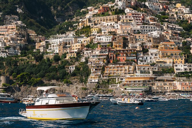 Private Amalfi Coast Tour with a 28ft Boat - Positano for 2 hours: pick your priorities and enjoy the walk