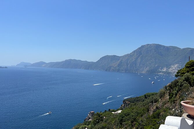 Private Amalfi Coast Tour with a Local Driver - The drive back: old Italian music and a best-of-the-road finish