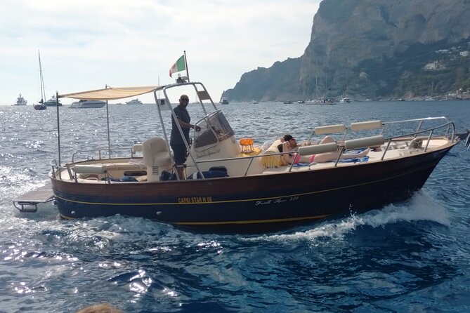 Private boat tour Capri Full day - Capri’s Faraglioni: the must-see photo moment