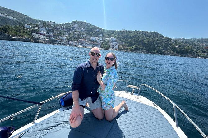 Private Boat Tour of Capri - Capri island time: lunch by the sea and town wandering