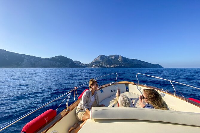 Private Boat tour to Positano and Jeranto bay with lunch on board - Positano, Jeranto Bay, and Li Galli: the real value of this private day
