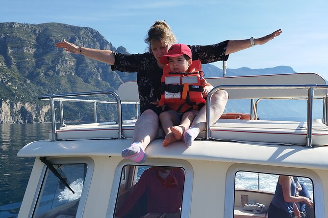 Private Boat tour to Positano and Jeranto bay with lunch on board - Stop 5: Punta Campanella—another water moment with a fishing focus