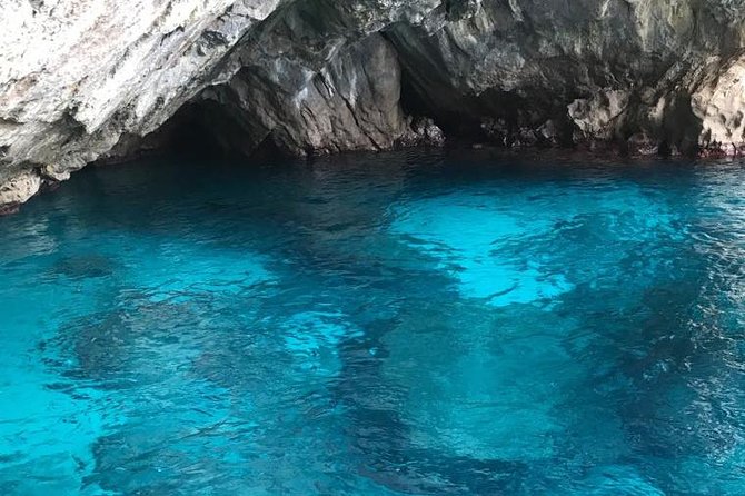 Private Capri Boat Tour - Top Seller - Capri looks better from the water