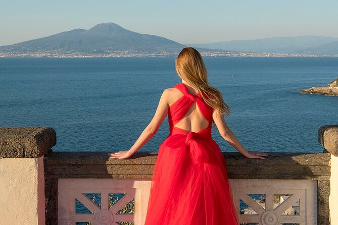 Private Flying Dress Photoshoot in Sorrento - The photography part: private attention and posing guidance