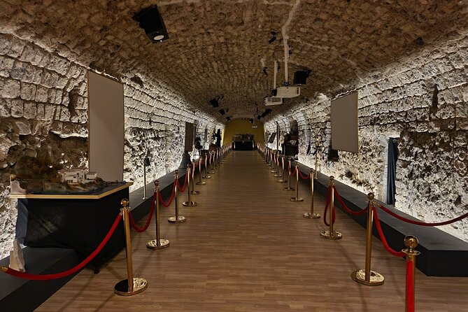 Private Guided Multimedia Exhibition on the History of Sorrento - The Guide + Private Format: Getting Answers Without a Crowd