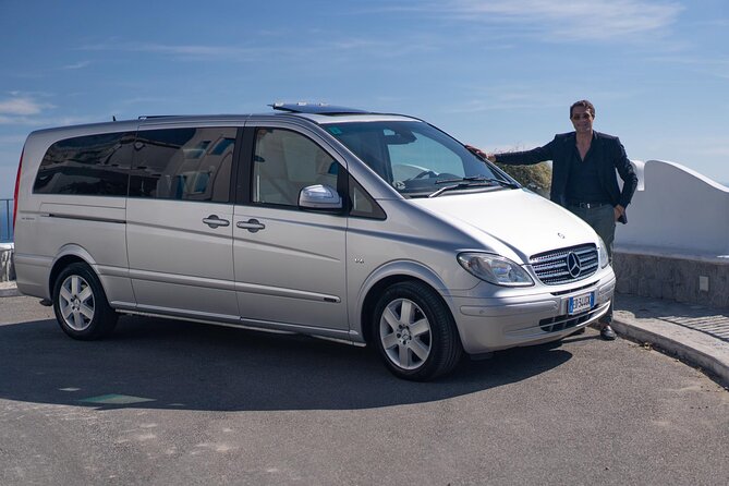 Private Luxury Minivan Full-Day Amalfi Coast Driving Tour - Stop 3: Amalfi town time—Duomo di Sant’Andrea, limoncello shops, and a good square break