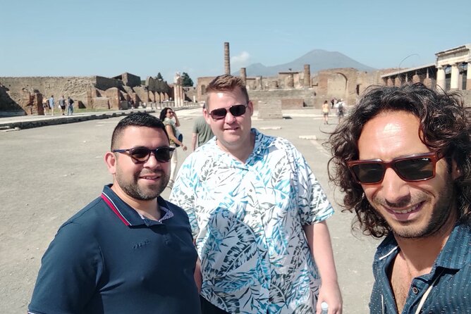 Private Pompeii Tour with lunch and Olive Oil Factory Experience - Sorrento to Pompeii at 9:00 a.m.: a smart start, even on busy days