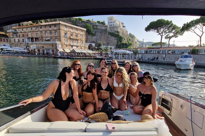 Private Sorrento Sunset Cruise with Prosecco, Spritz & Limoncello - Drinks, snacks, and snorkeling gear: what’s included and why it matters