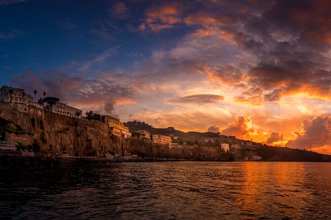 Private Sunset Boat Tour with Aperitif from Sorrento - Bagni Regina Giovanna: Why This Stop Becomes the Memory