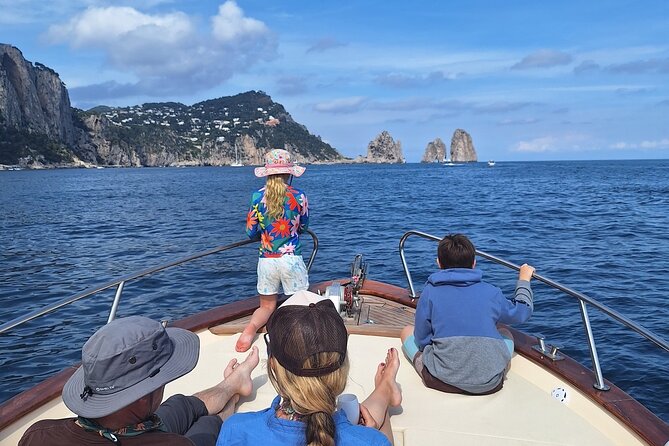 Private tour of Capri - Blue Grotto Decision Time: The Queue and the Extra €15