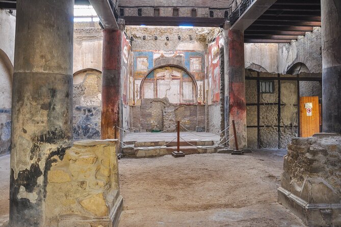 Private Tour Pompeii and Winery - Bosco de Medici Winery: vineyard walk, winery tour, and a focused tasting
