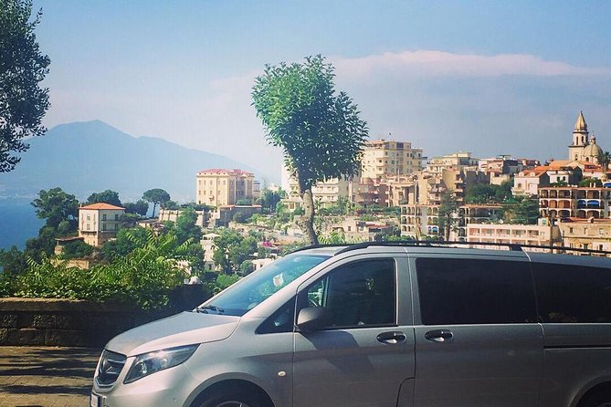 Private Transfer with driver from Naples to Sorrento - Meeting your English-speaking driver in Naples (airport, train, port, hotel)