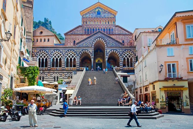Scenic Amalfi Coast Drive: Guided Shared Day Trip from Sorrento - Key things to know before you ride