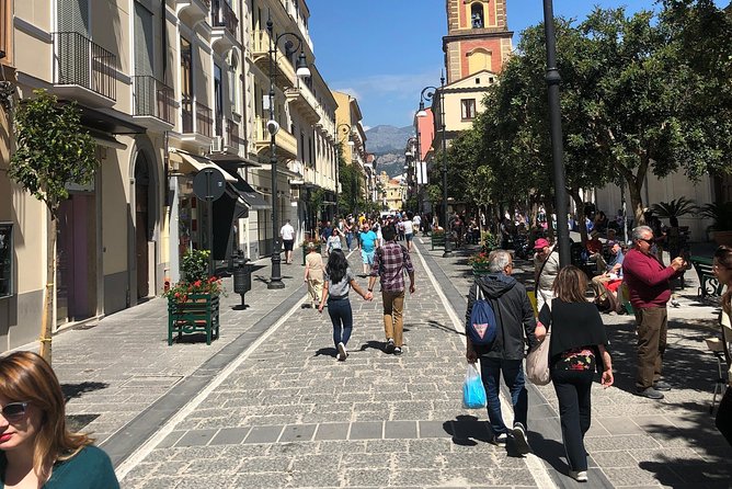 Secrets Walks of Sorrento with a Local - Stop 6: Piazza Tasso and the poet behind the name