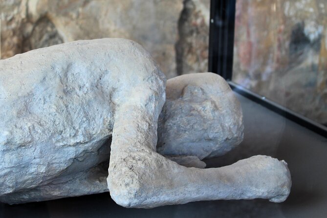 Skip the line Pompeii and Vesuvius full day tour from Sorrento - Pompeii Highlights in About Two Hours: How the Pace Works