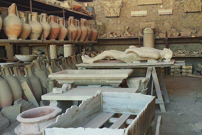Skip the line Pompeii Guided Tour - Stop 3: Tempio di Giove Capitolino (15 minutes, ticket included)