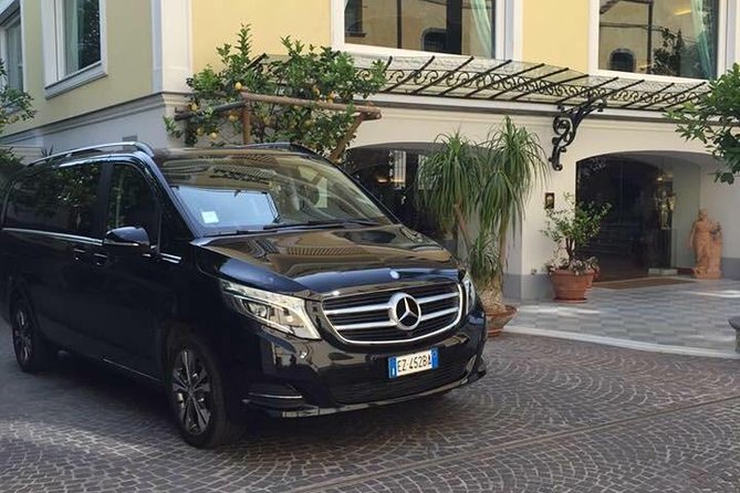 Small-Group Tour of the Amalfi Coast by Minivan with Light Lunch - Positano: beach time plus Santa Maria Assunta