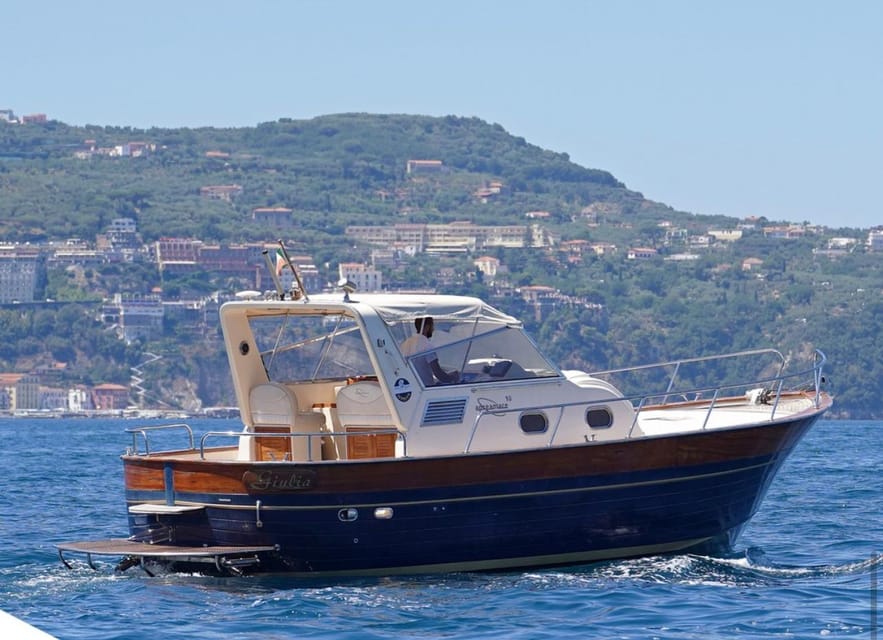 Sorrento: Amalfi Coast Full-Day Boat Tour with Limoncello - Positano in 1.5 hours: shops, photos, and Lover’s Rock views