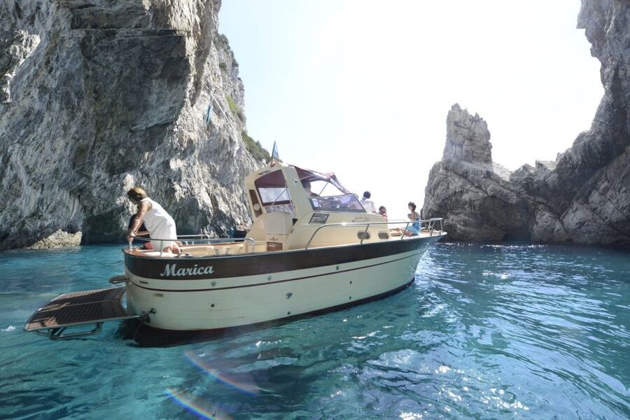 Sorrento: Capri and Blue Grotto Boat Cruise with Drinks - Capri by Boat: Faraglioni, Natural Arch, and the Grottos
