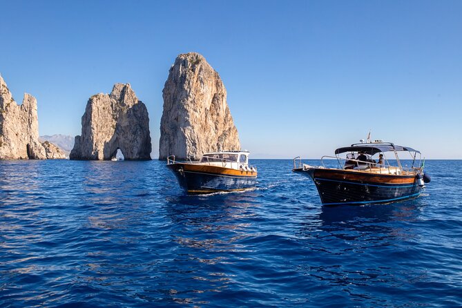 Sorrento: Capri Boat Small Group Tour Up to 8 & 4 hours ashore - Timing, weather, and what to bring for a smoother day