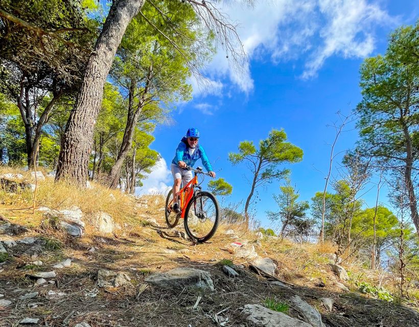 Sorrento Coast E-bike Fun Tour Experience - The 30-minute van ride: a smart shortcut to the good riding