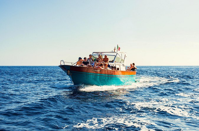 Sorrento Coast Sunset Sail – 2 Hour Happy Hour Experience - Stop 4: Villa di Pollio Felice and the Roman-Era View