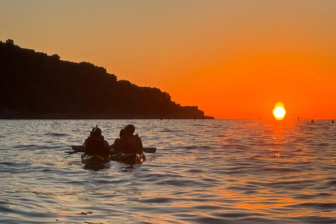 Sorrento Coastline Kayak Tour and Free 1h Stand Up Paddleboarding - The Free 1-Hour Stand Up Paddleboarding Bonus