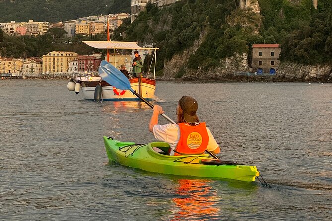 Sorrento Coastline Kayak Tour and Free 1h Stand Up Paddleboarding - Price and Value: What You’re Getting for $60.08