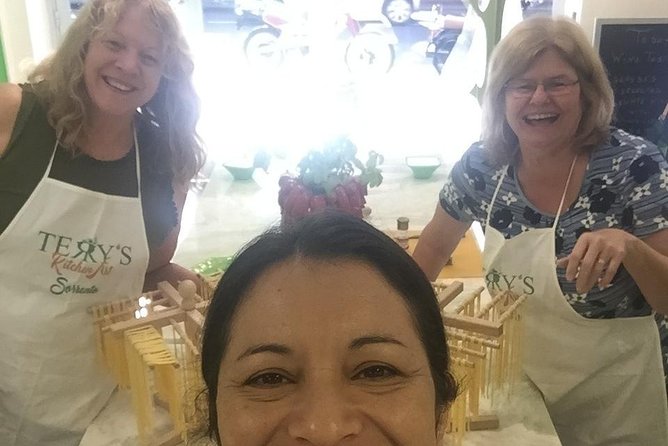 Sorrento Cooking Experience - Terry's kitchen - Small group attention and Terry’s Pompeii-style cooking stories