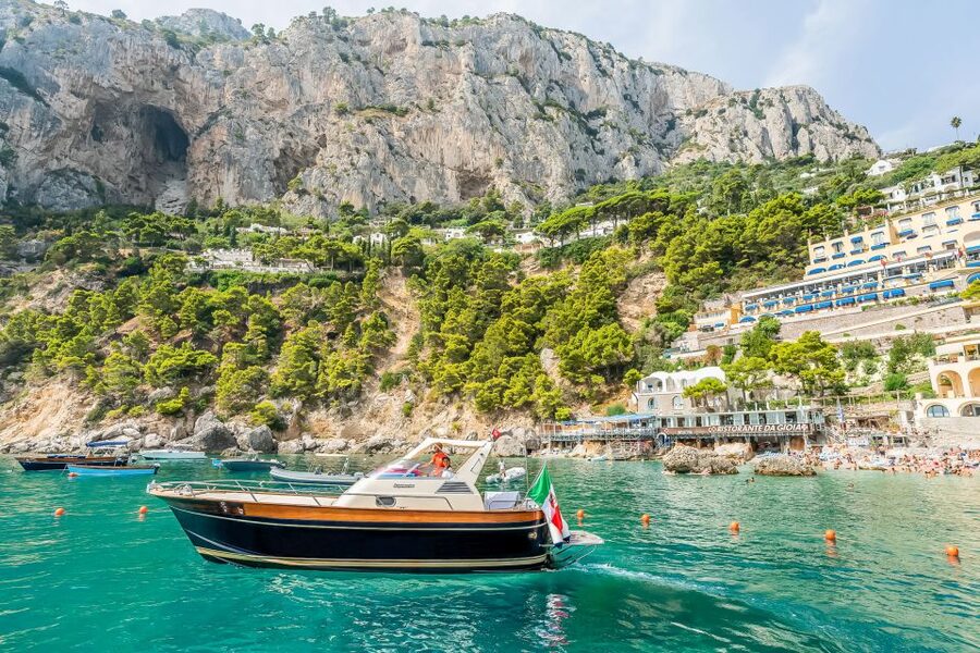 Sorrento: Exclusive Capri Boat Tour and Optional Blue Grotto - How the Blue Grotto option really works