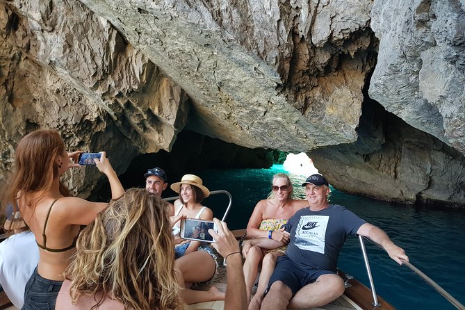 Sorrento: Exclusive Capri Private Boat Tour & Blue Grotto - Getting on the boat: meeting at Marina della Lobra