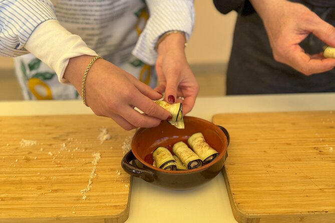 Sorrento: Gluten-Free Cooking Class with a Professional Chef - Chef Geppi’s teaching style: clear steps and practical tips