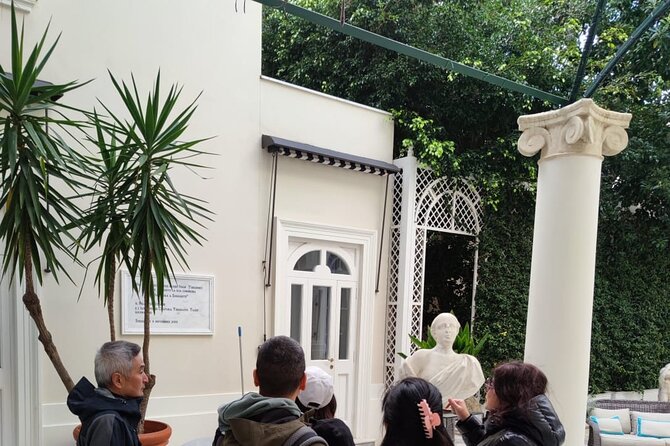 Sorrento grand tour off the beaten track with breathtaking landscapes - Sedile Dominova and the optional Museo della Tarsia Lignea