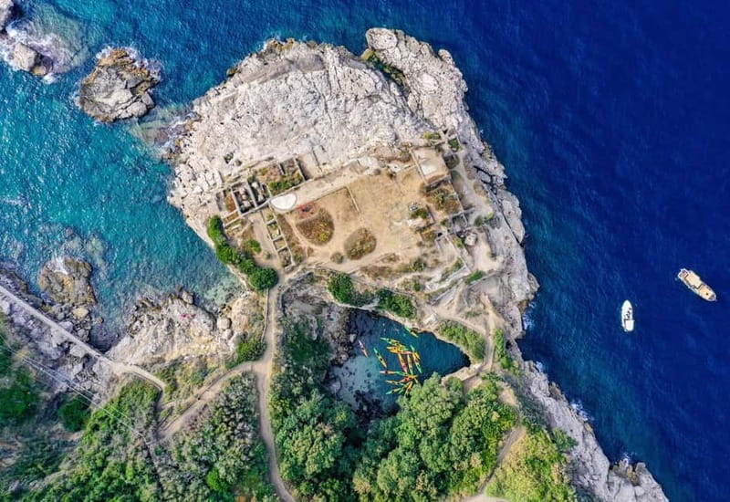Sorrento: Guided Kayak Tour + Free 1h Paddleboarding - Bagni della Regina Giovanna: The Main Natural Pool Stop