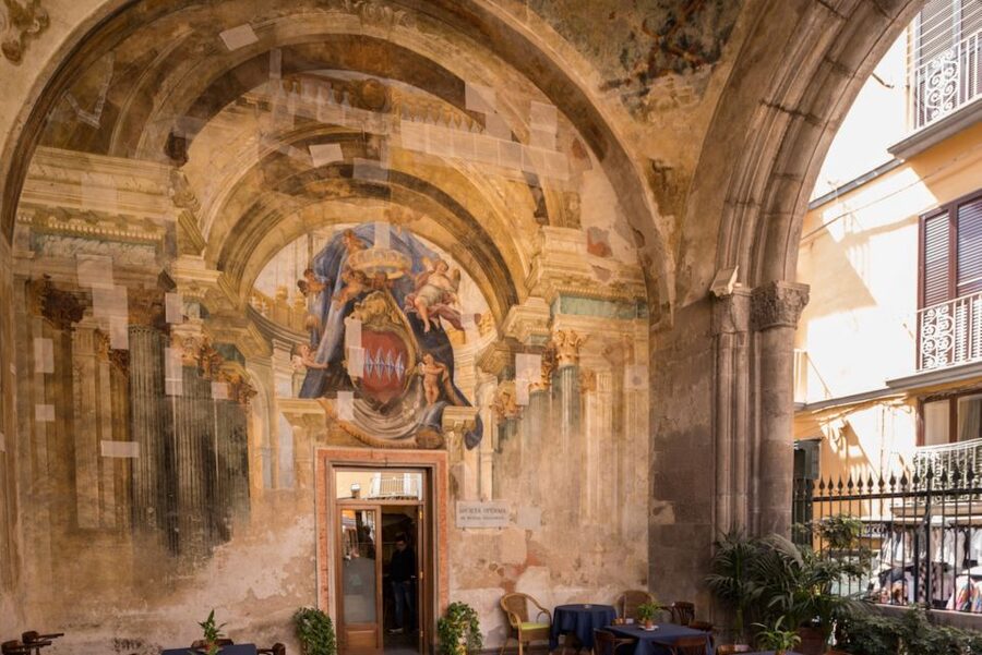 Sorrento: Guided Walking Tour & Limoncello Tasting - Villa Comunale and the Bay of Naples: where the photos actually happen
